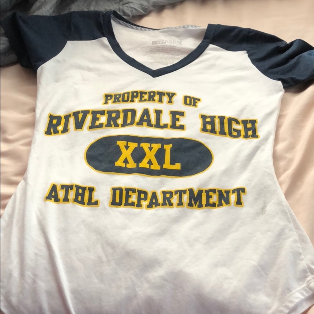 River dale shirt cute